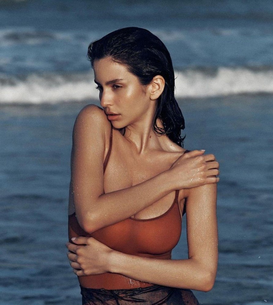 Индивидуалка Иветта фото № 2 в городе Пикалёво