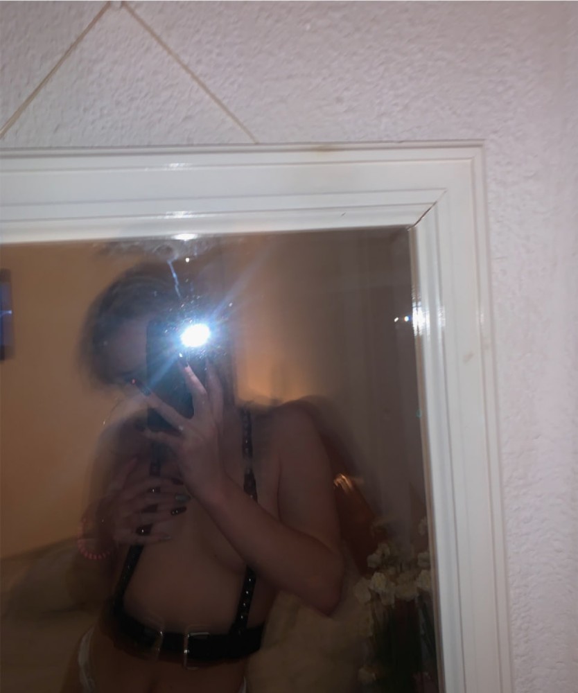 Индивидуалка Юлечка фото № 2 в городе Пикалёво