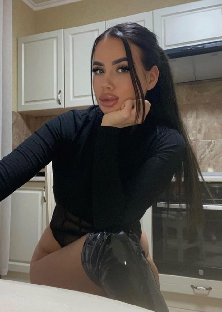 Индивидуалка Эля фото № 2 в городе Пикалёво