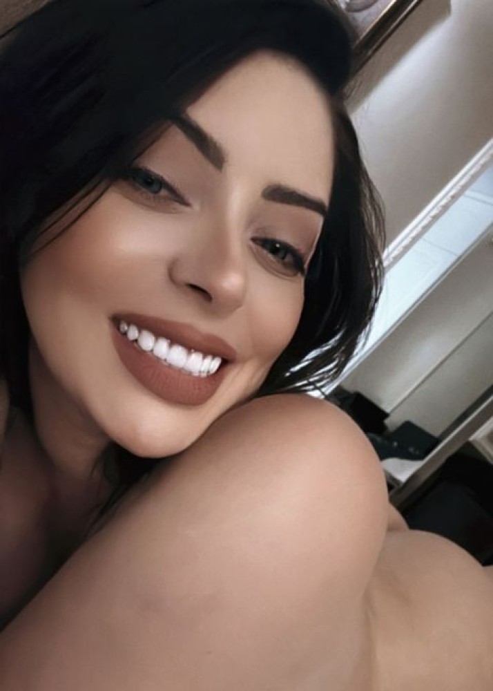 Индивидуалка Карина главное фото в городе Пикалёво 