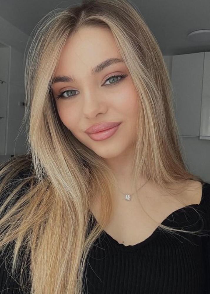 Индивидуалка Яна фото № 2 в городе Пикалёво