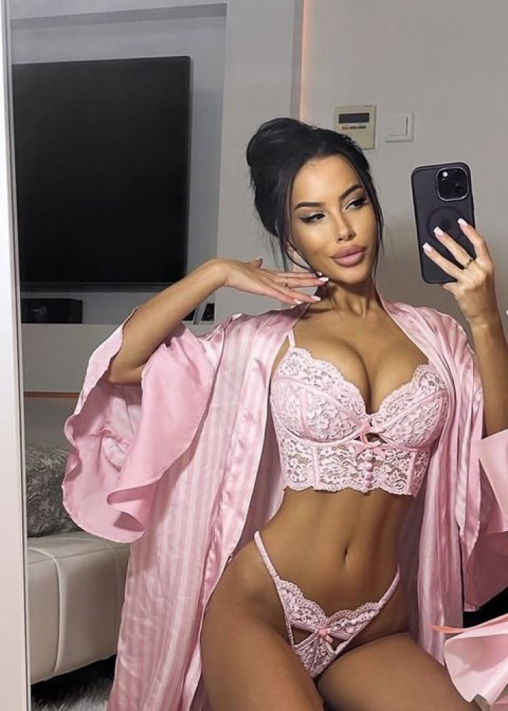 Индивидуалка Кристина фото № 2 в городе Пикалёво