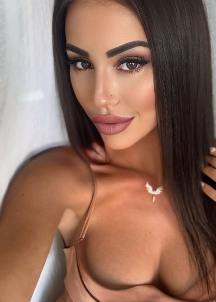 Индивидуалка Юля фото № 2 в городе Пикалёво